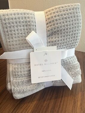 Hotel Buffour 5-Pack Waffle Wash Towels - Light Gray